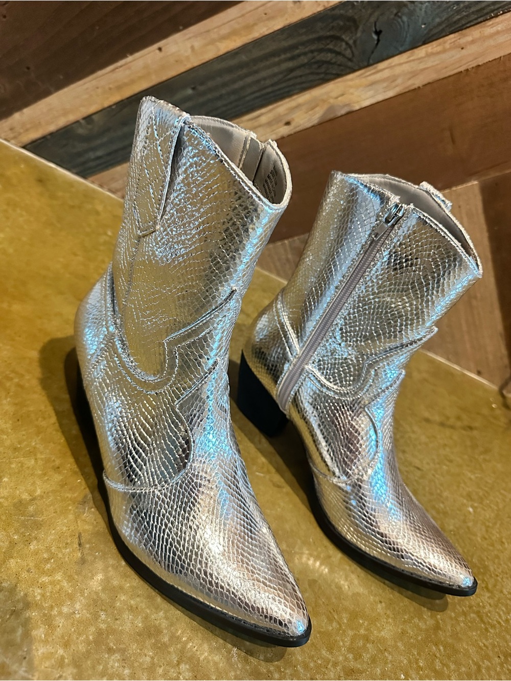 Coconuts By Matisse Bambi Western Booties